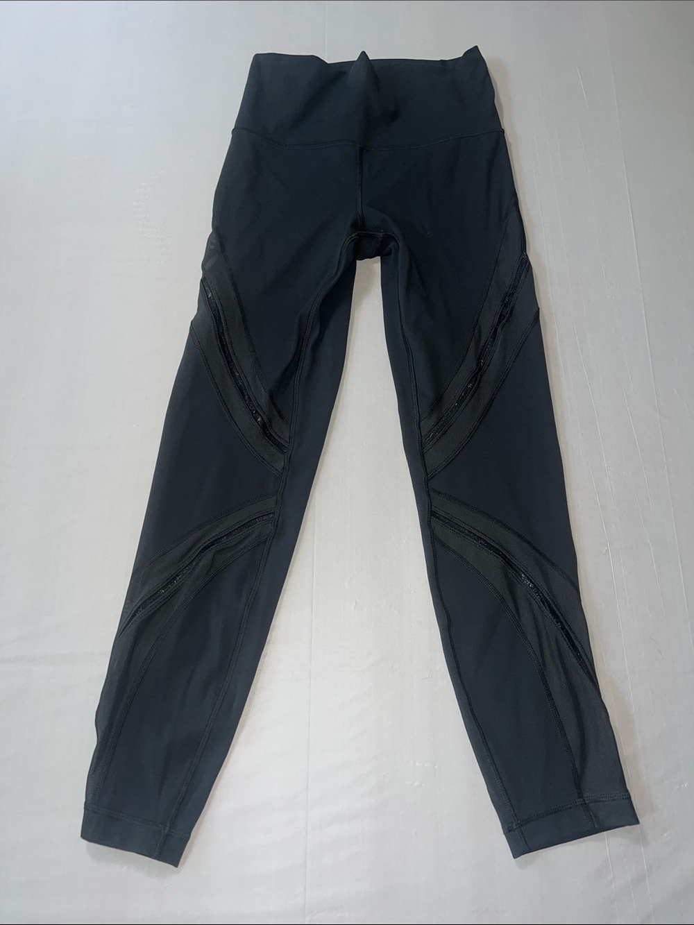 lululemon athletica Dark Gray Mesh-Panel Leggings
